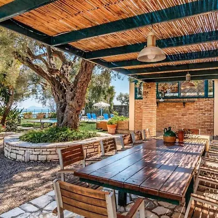 Villa Beachfront Barbati