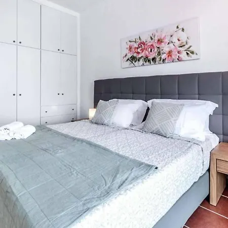 Villa Beachfront Barbati